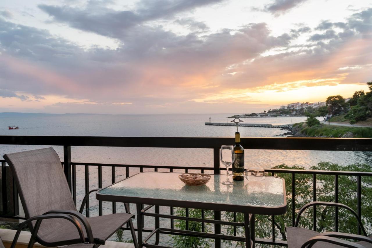 Magda Rooms "Sea View" Neos Marmaras Exterior foto